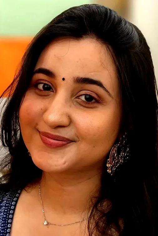  Revathi Pillai