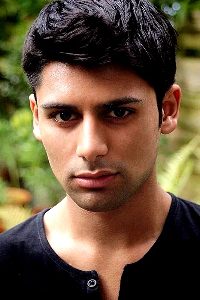  Antonio Aakeel