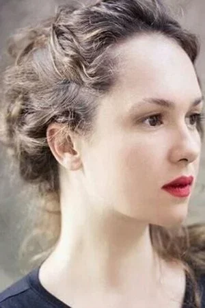  Celine Tyll photo