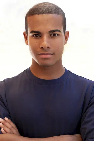  Lakota Johnson photo