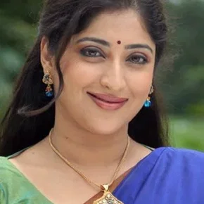 Photo star :  Lakshmi Gopalaswamy