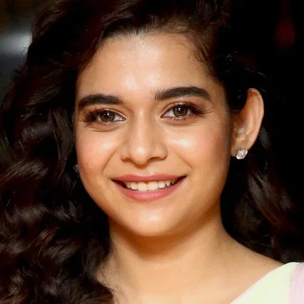  Mithila Palkar