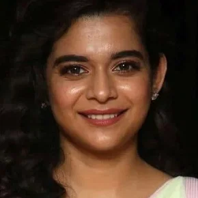 Photo star :  Mithila Palkar