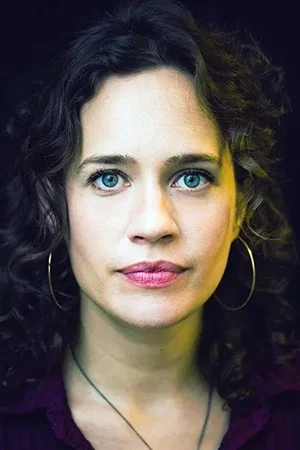  Natalie Smith photo