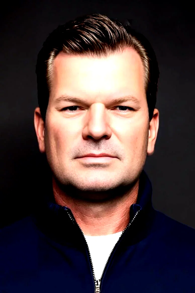  Scott Zabielski