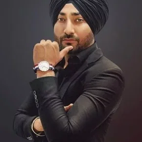 Photo star :  Ranjit Bawa