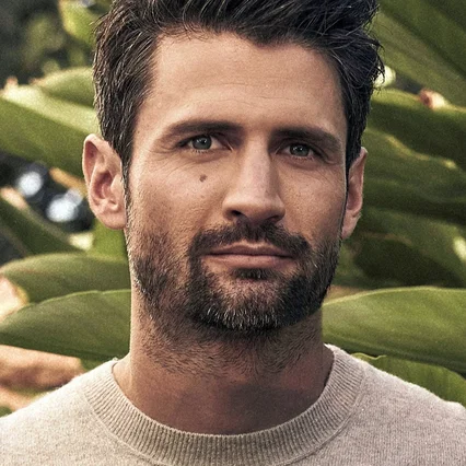  James Lafferty