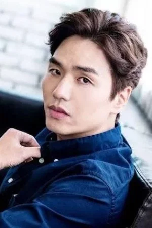 Kim Tae-hoon photo