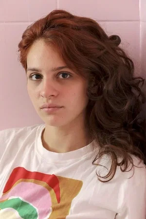  Lara Tremouroux