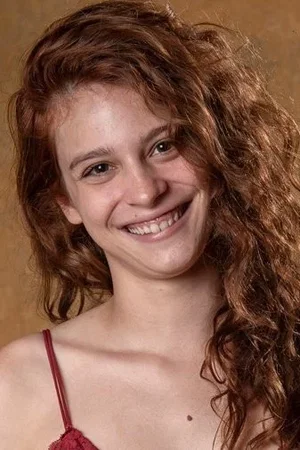 Lara Tremouroux