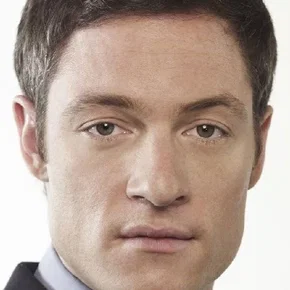Photo star : Tahmoh Penikett