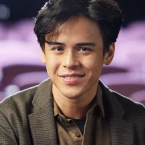 Photo star :  Khalil Ramos