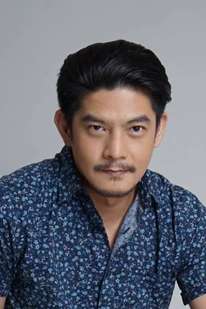  Romnick Sarmenta