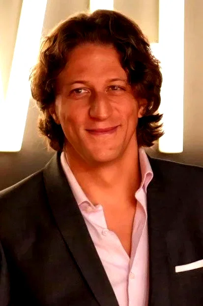  Chakib Taleb-Bendiab