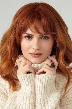  Burcu Cavrar photo