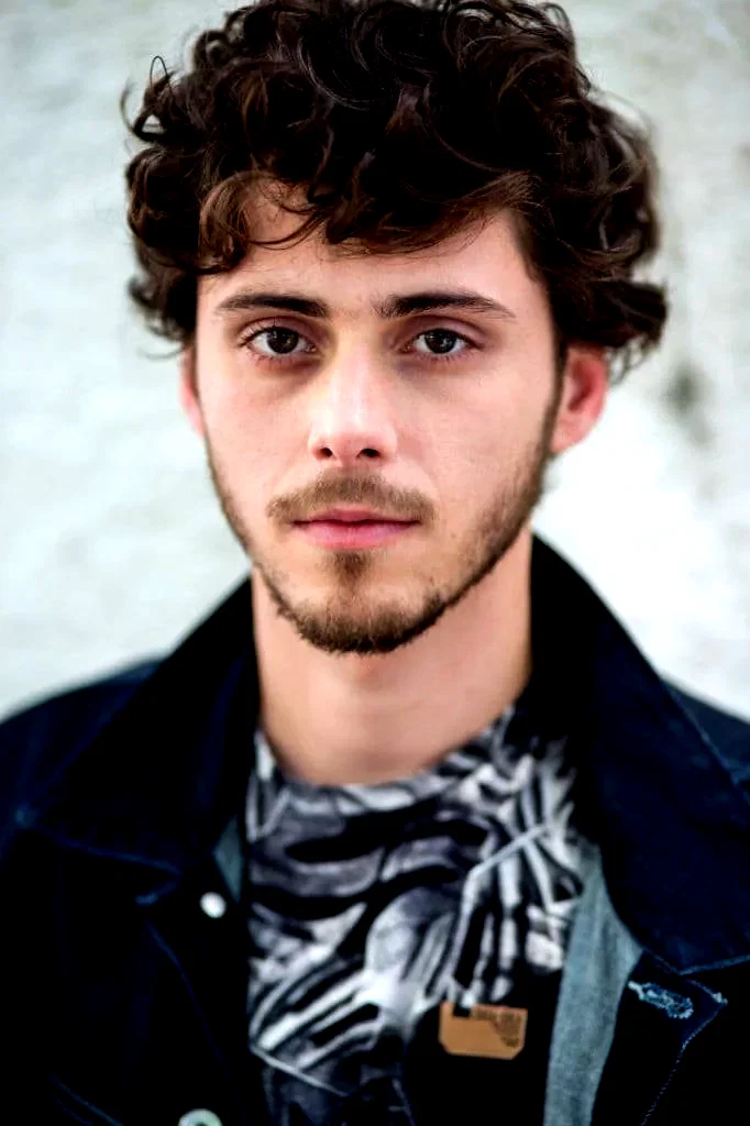  Caio Macedo