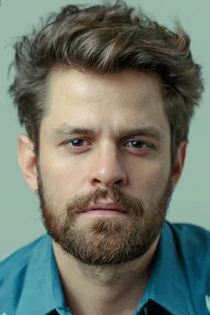  Alejandro Claveaux photo