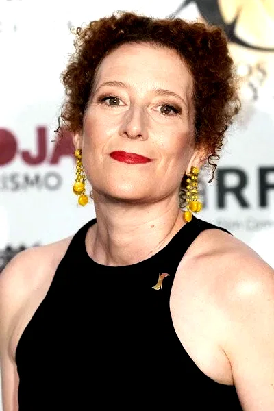  Clara Sanchís
