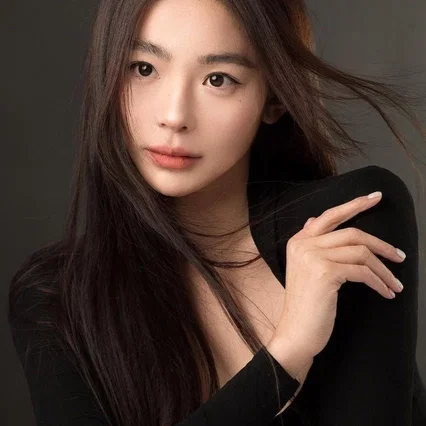  Yaxi Liu