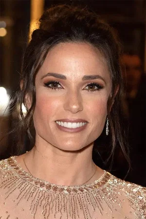  Capucine Anav photo