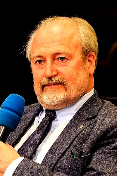  Владимир Хотиненко
