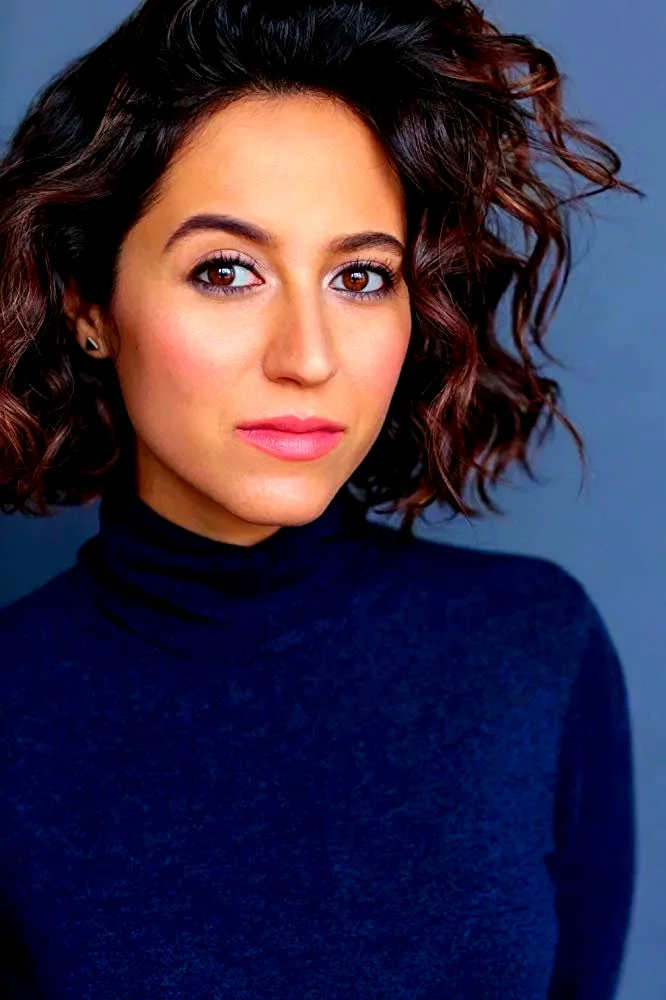  Sara Amini