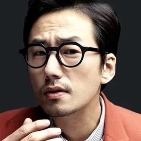 Photo star :  Ryu Seung-soo