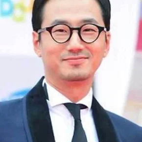 Photo star :  Ryu Seung-soo