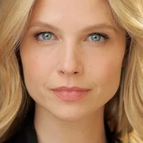 Photo star :  Laura Coover
