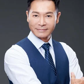 Photo star :  Roger Kwok Chun-On