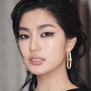 Photo star :  Goy Arachaporn Pokinpakorn