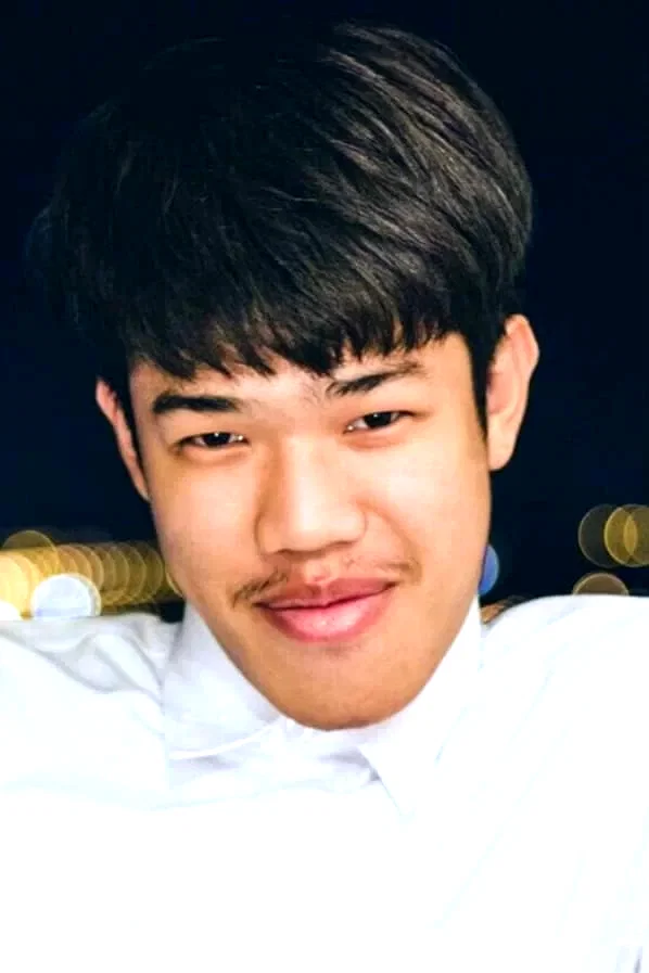  Anurak Srichompoo