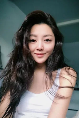  Wei Shiya