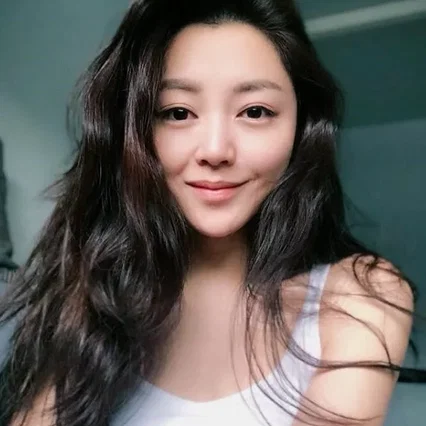  Wei Shiya