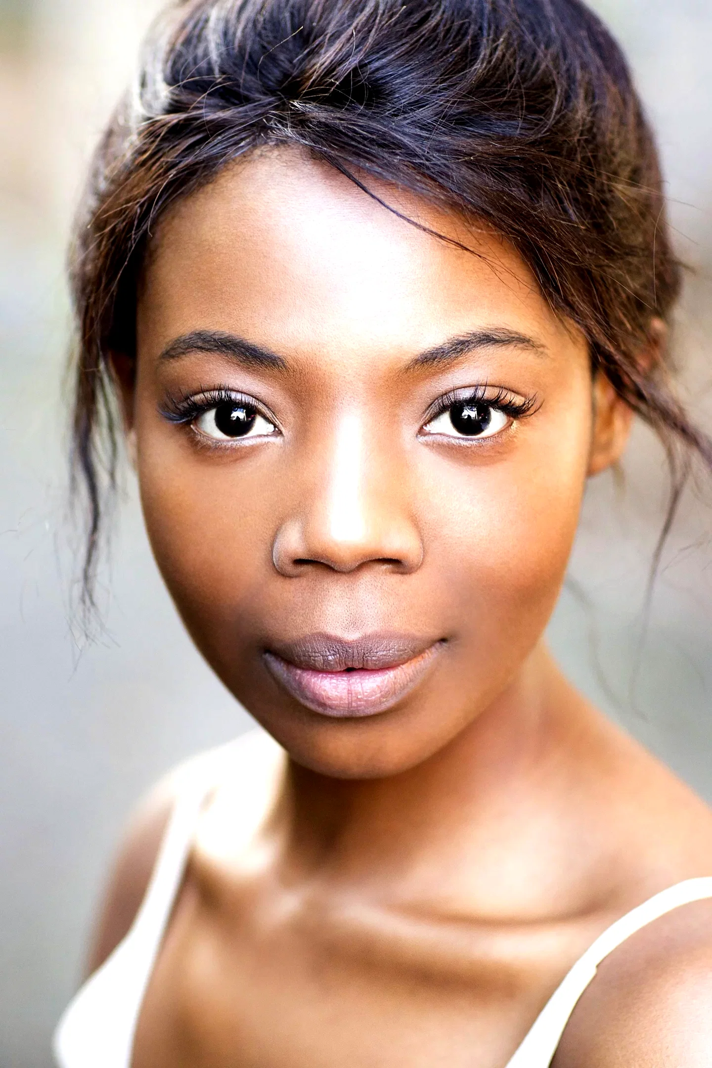  Mimi Ndiweni