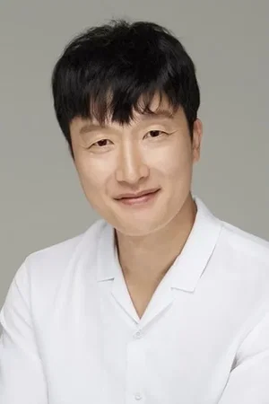  Choe Byeong-mo photo