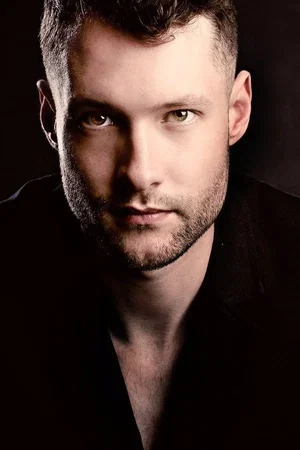  Calum Scott photo