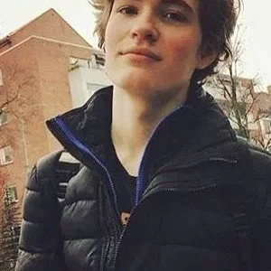  Henrik Hines Grape