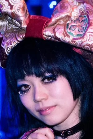  Cay Izumi photo