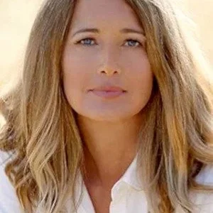  Suzanne Lanza