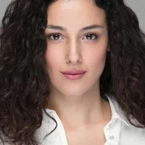 Photo star :  Cansu Tosun
