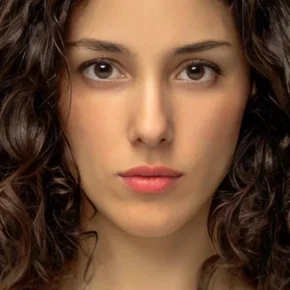 Photo star :  Cansu Tosun