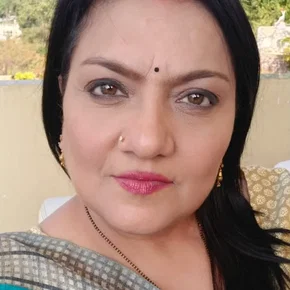 Photo star :  Poonam Mathur