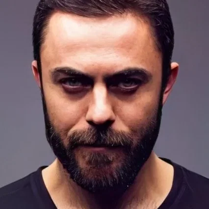  Eren Hacısalihoğlu