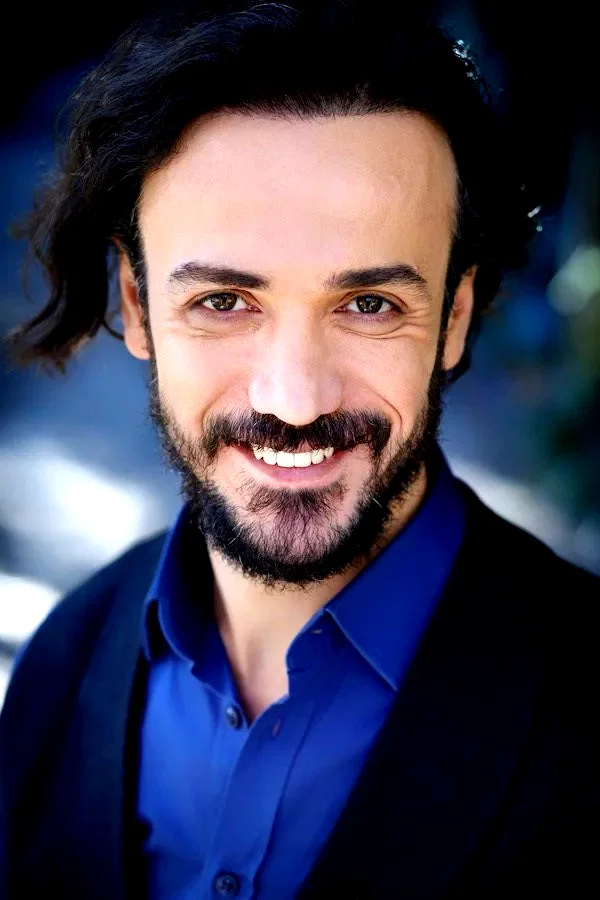  Devrim Evin