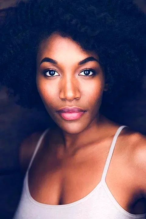  Lauren E. Banks