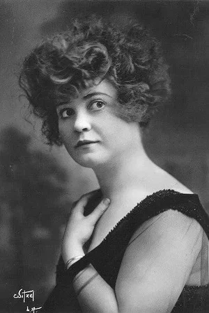  Alice Howell photo