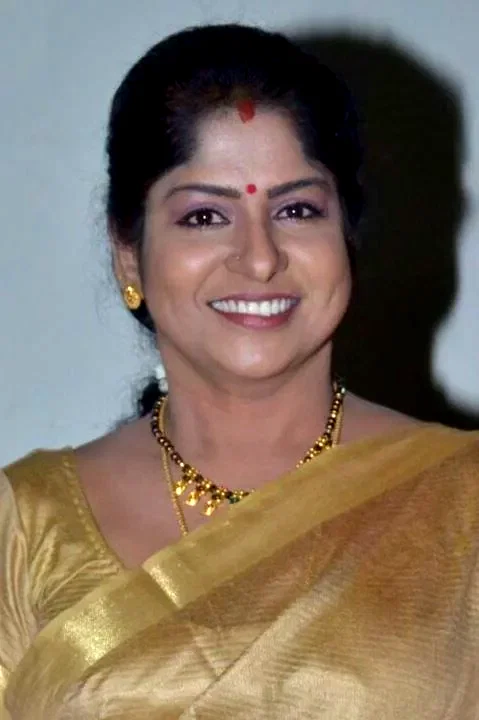  Rekha Suresh