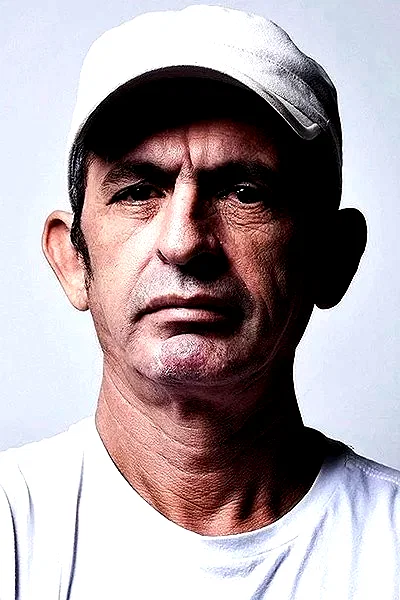  Cláudio Assis