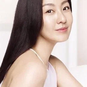 Photo star :    Lee Mi-youn 